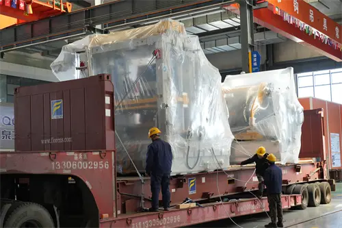 QGM -bakstenen machines in het buitenland verzonden: de wereldwijde stedelijke constructie helpen en een groene toekomst creëren