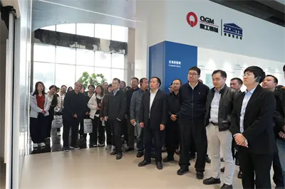 Het 4e nationale technische comité voor standaardisatie van bouwmachines en apparatuur over Quangong Co., Ltd.