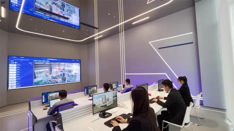 QGM Machinery: al meer dan 40 jaar bezig met het diepgaand cultiveren van de hoofdactiviteit, loopt voorop op het gebied van innovatie en breidt zich wereldwijd uit met een internationaal perspectief