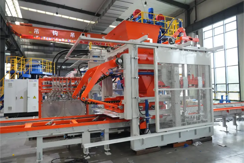 Zenith T10 baksteenproductielijn: krachtige blokvormmachine zorgt voor een nieuw koolstofarm momentum