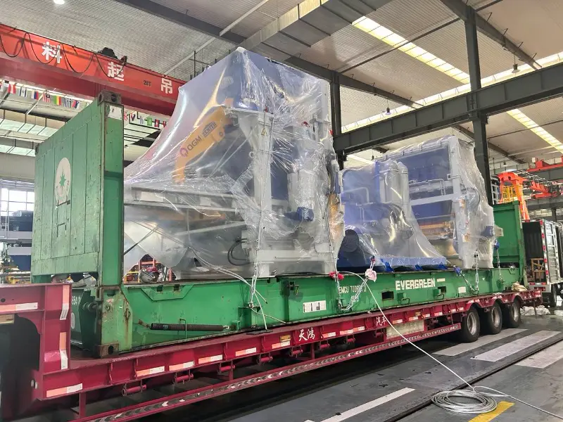 De 1500 grootschalige productielijn voor het maken van bakstenen van Quangong Machinery wordt opnieuw naar het buitenland verscheept